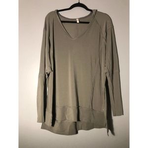 🔥NWOT FP MOVEMENT HOODED LONG SLEEVE TOP🔥